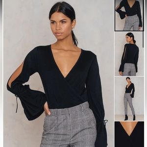 NWT MINKPINK Chateau Wrap Sweater